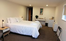 Reeves Retreat-Handy In Tasman
